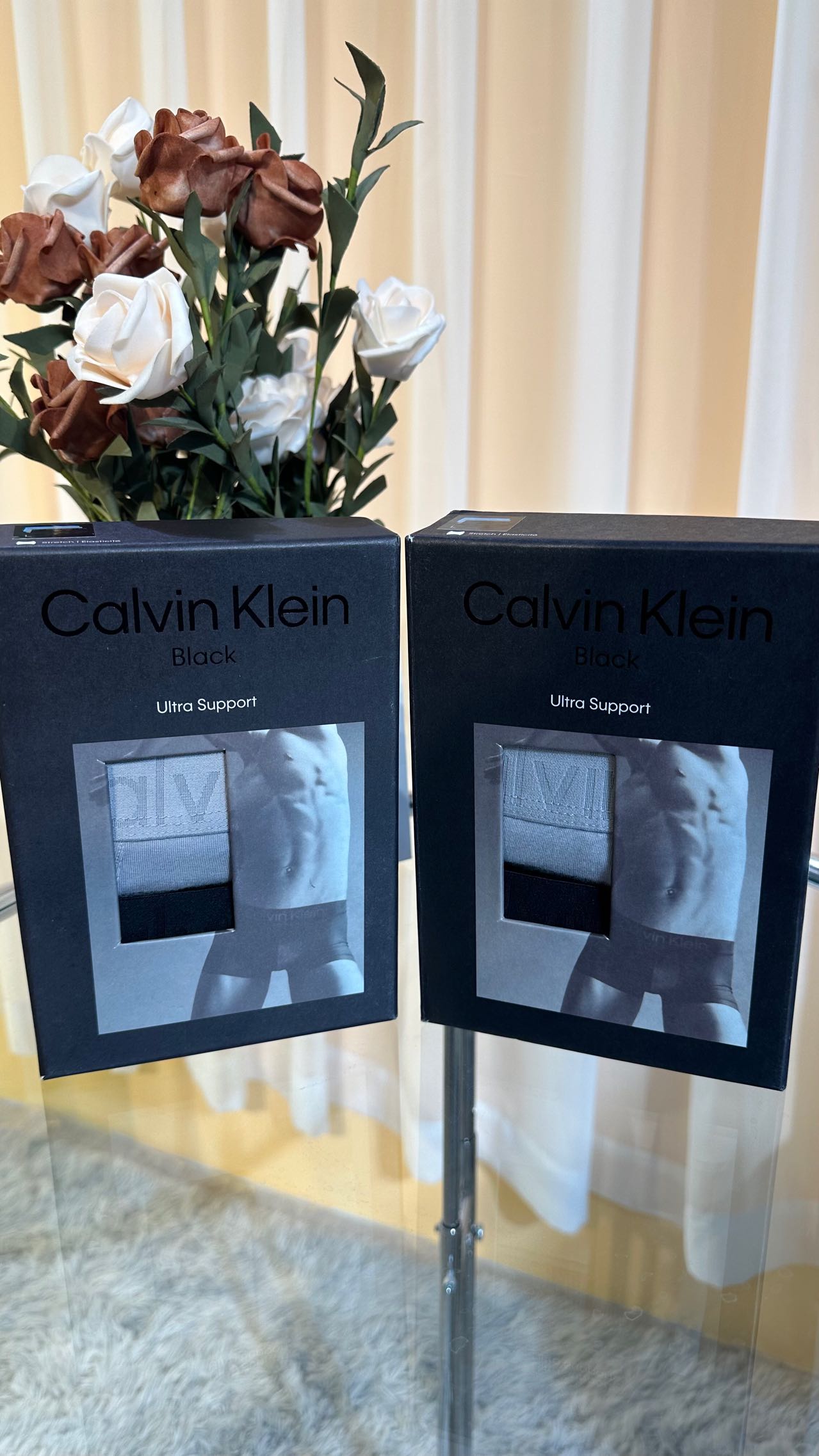 三条装CK内裤不仅是日常穿搭的完美选择，更是对品质生活态度的诠释。现已与专柜同步发售，为您提供至臻品质，