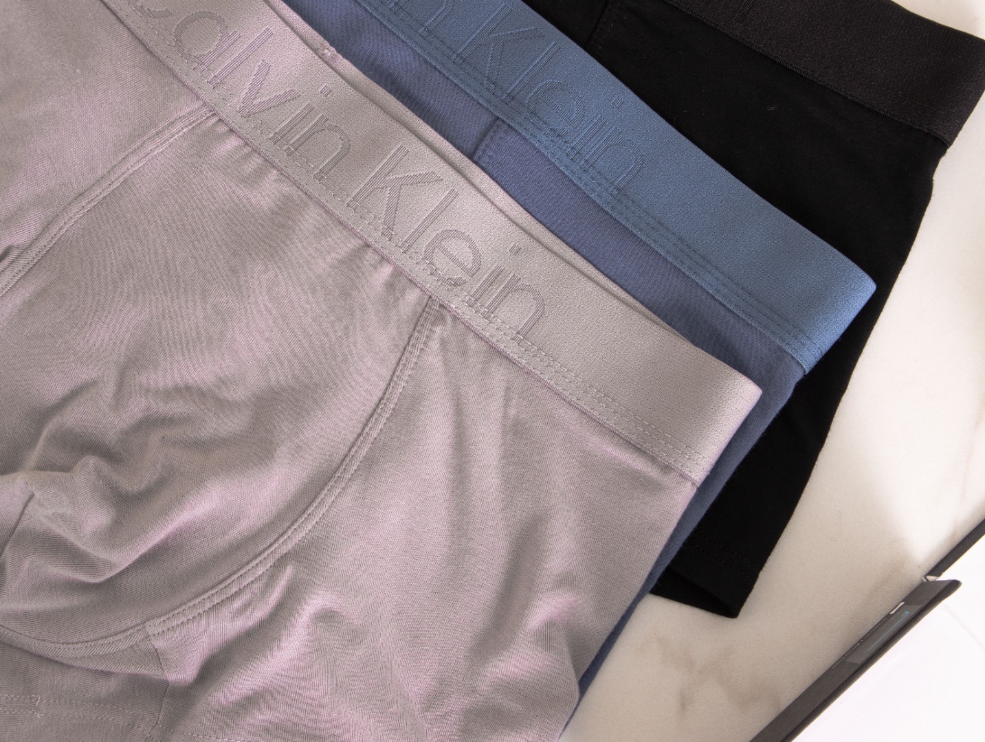 Calvinklein 男士经典内裤舒适第一，男士内裤三条装莫代尔面料，贴身舒适每一天都要舒适自在！点击