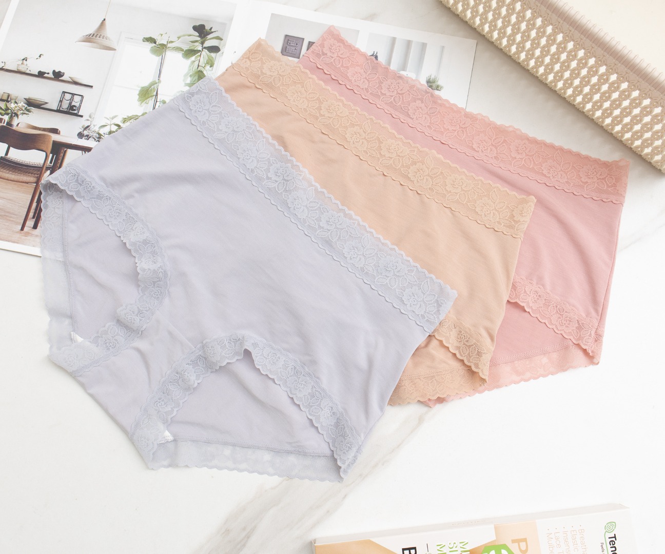 原单三条装舒雅女士内裤高密度针织桑蚕丝混纺面料仿佛每根丝线都被注满了氧气手感蓬松柔软 带来绵密的舒适感柔