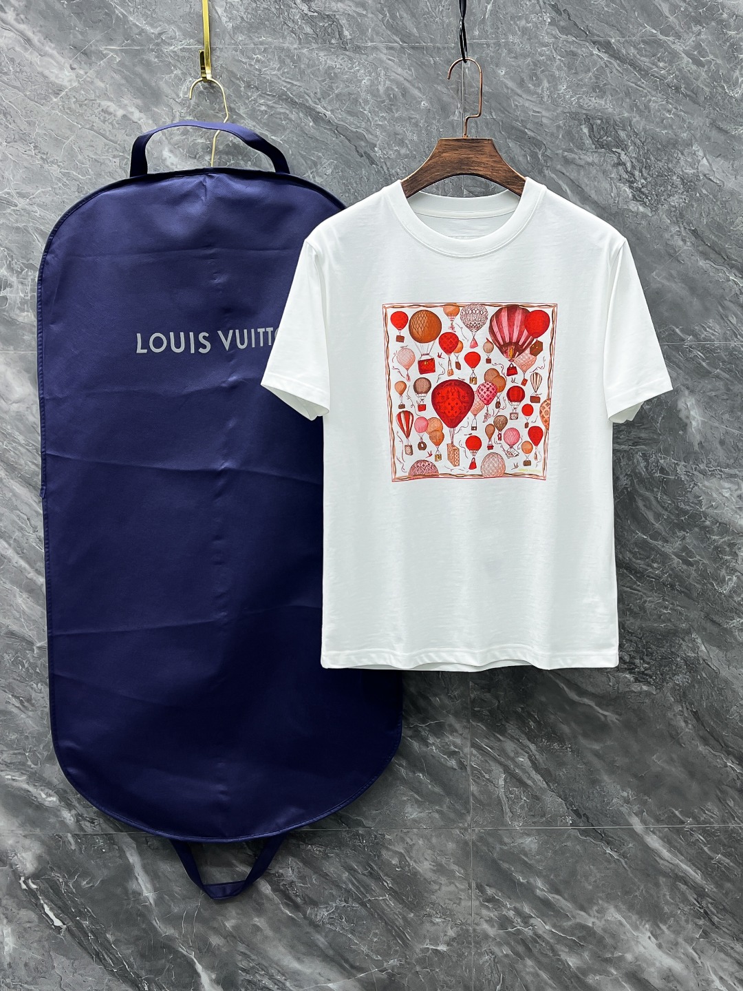 Perfect Quality
 Louis Vuitton Clothing T-Shirt Black White Spring/Summer Collection Fashion Short Sleeve