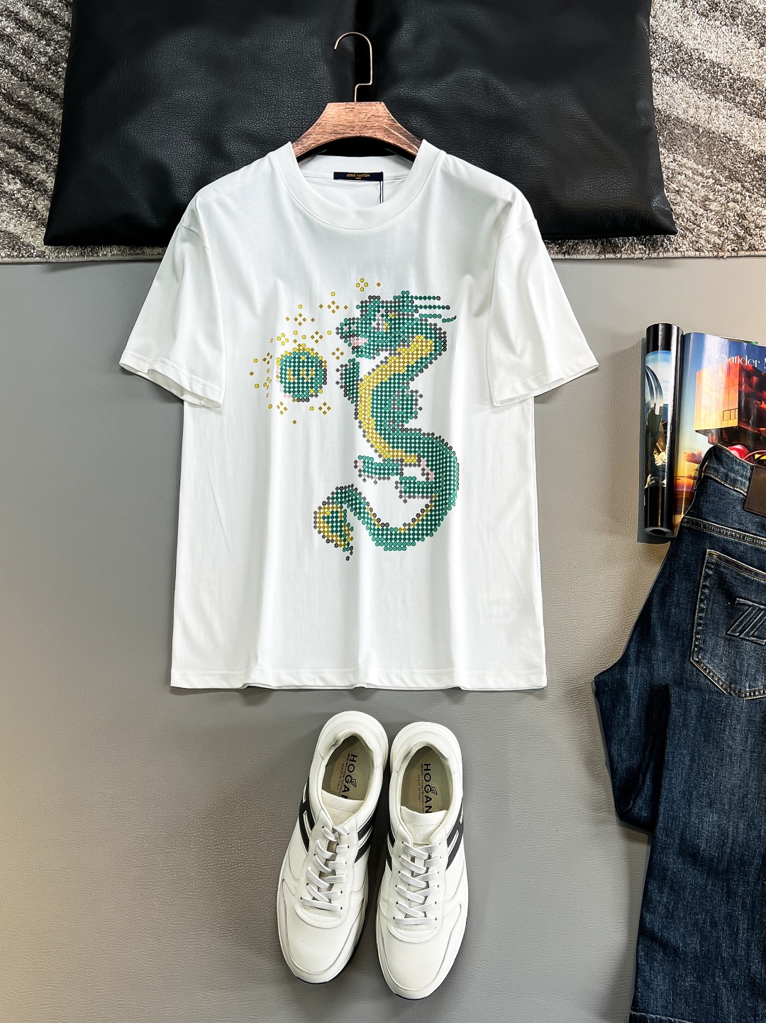 Louis Vuitton mirror quality
 Clothing T-Shirt Black White Spring/Summer Collection Fashion Short Sleeve