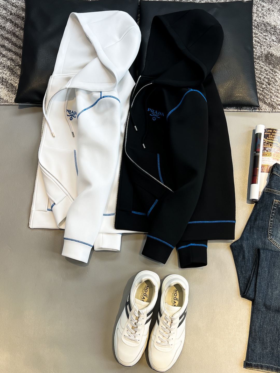   PD 2025早秋男女同款拉链卫衣

舒适轻松运动休闲集一体！经典百搭，打破往年的枯燥乏味更为年轻时