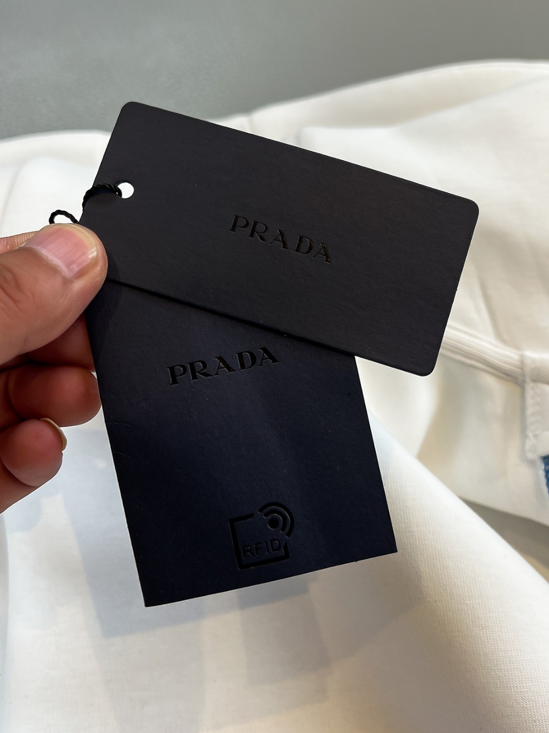   PD 2025早秋男女同款拉链卫衣

舒适轻松运动休闲集一体！经典百搭，打破往年的枯燥乏味更为年轻时