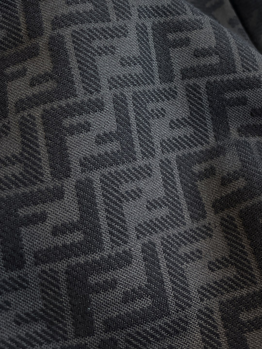   FD 2025早秋男女同款拉链卫衣

舒适轻松运动休闲集一体！经典百搭，打破往年的枯燥乏味更为年轻时