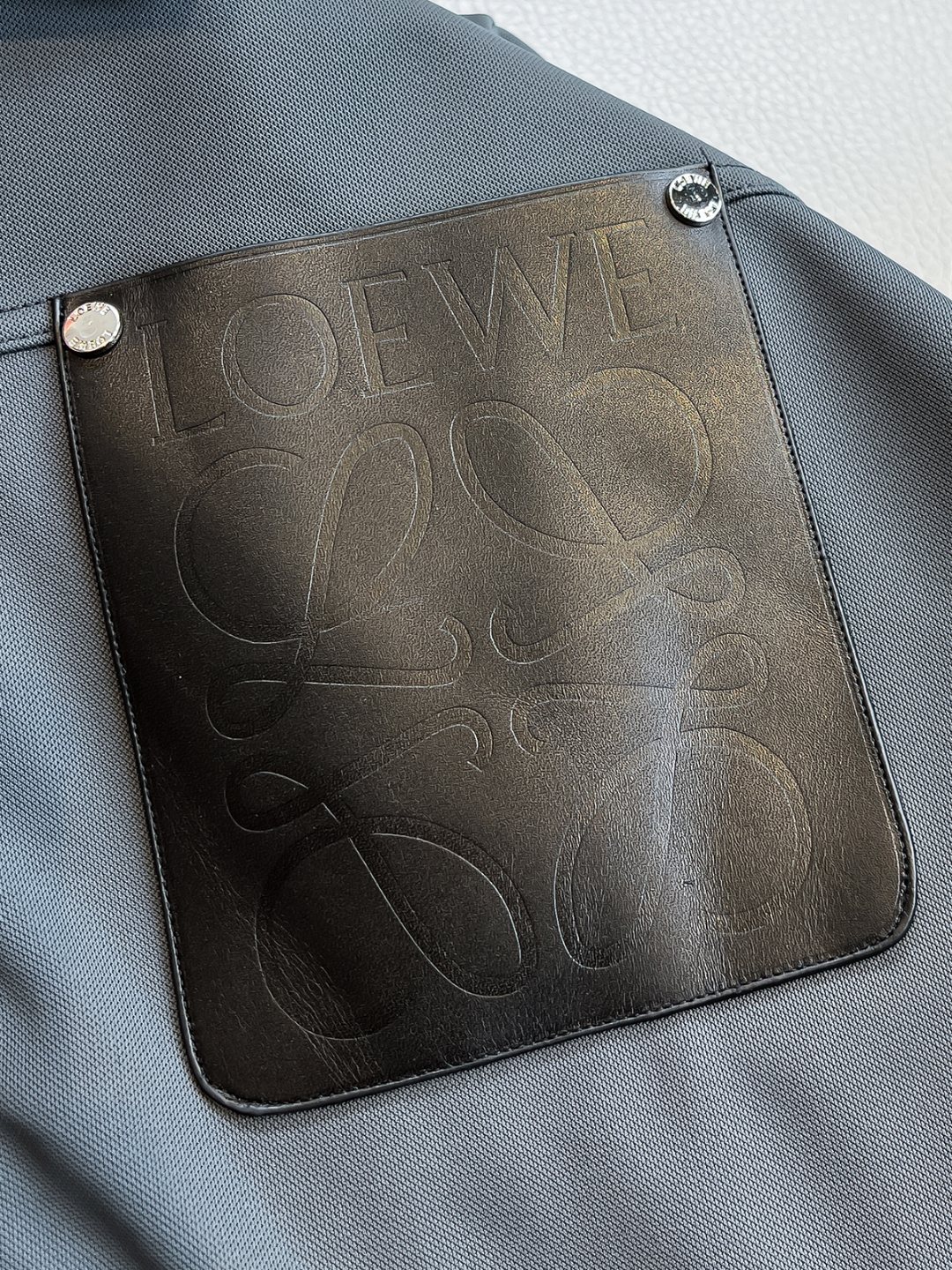   Lo 2025早秋男女同款拉链卫衣

舒适轻松运动休闲集一体！经典百搭，打破往年的枯燥乏味更为年轻时