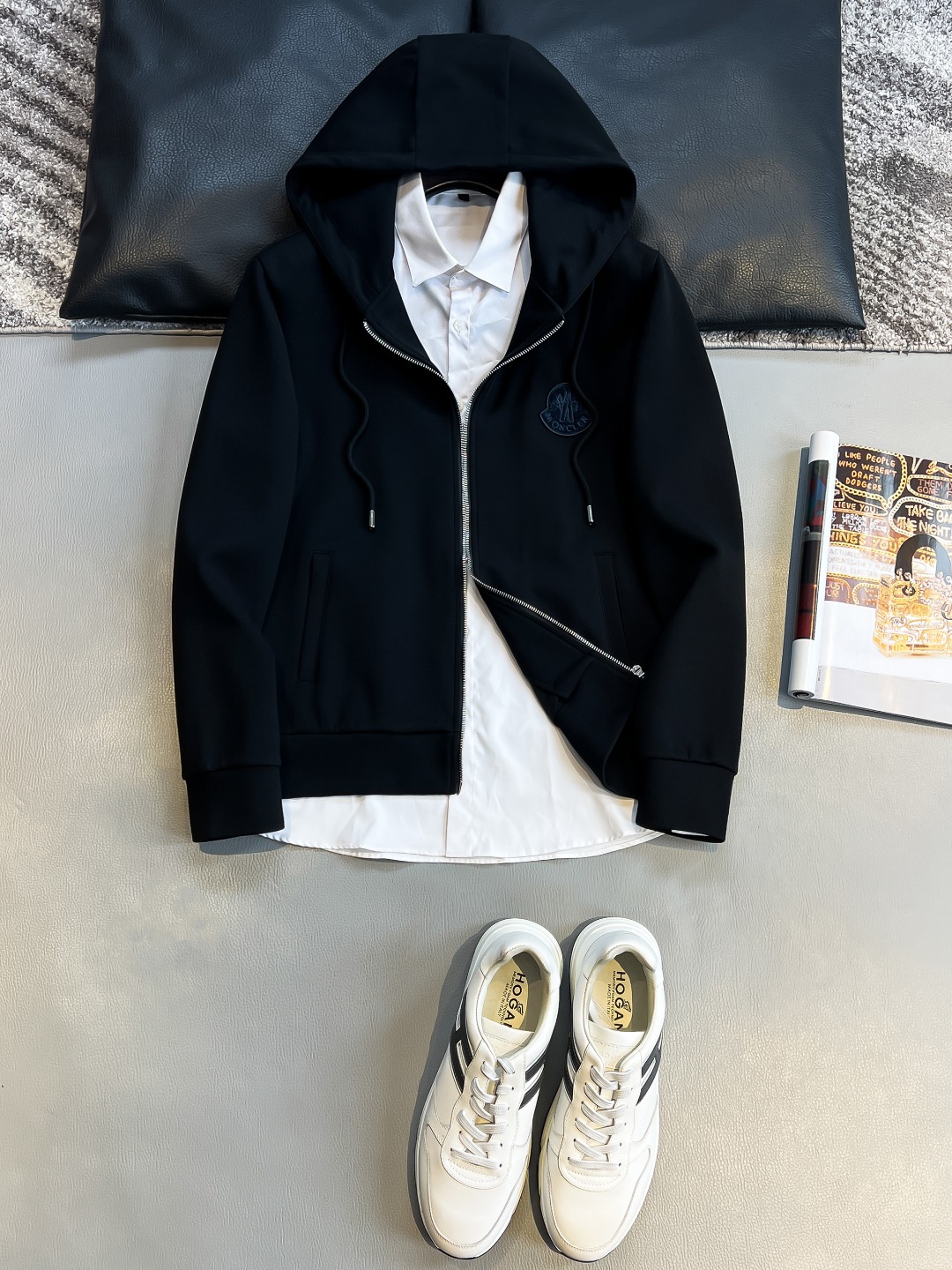 /套  MO 2025早秋男女同款拉链卫衣套装

舒适轻松运动休闲集一体！经典百搭，打破往年的枯燥乏味更