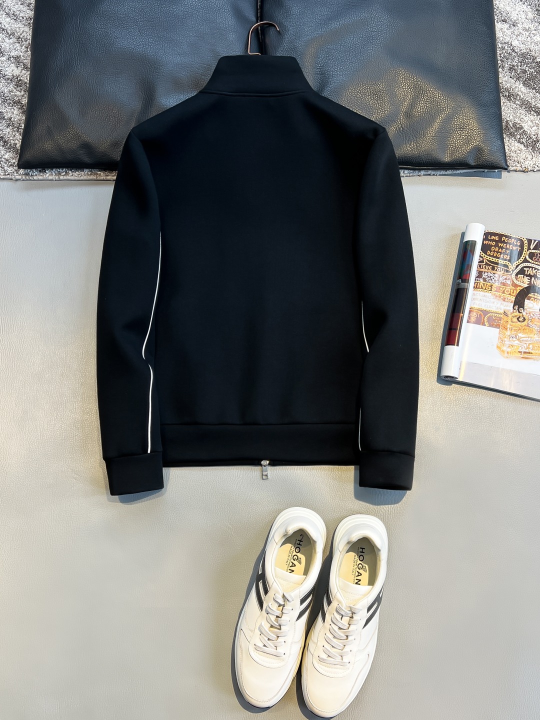 /套  PD 2025早秋男女同款拉链卫衣套装

舒适轻松运动休闲集一体！经典百搭，打破往年的枯燥乏味更