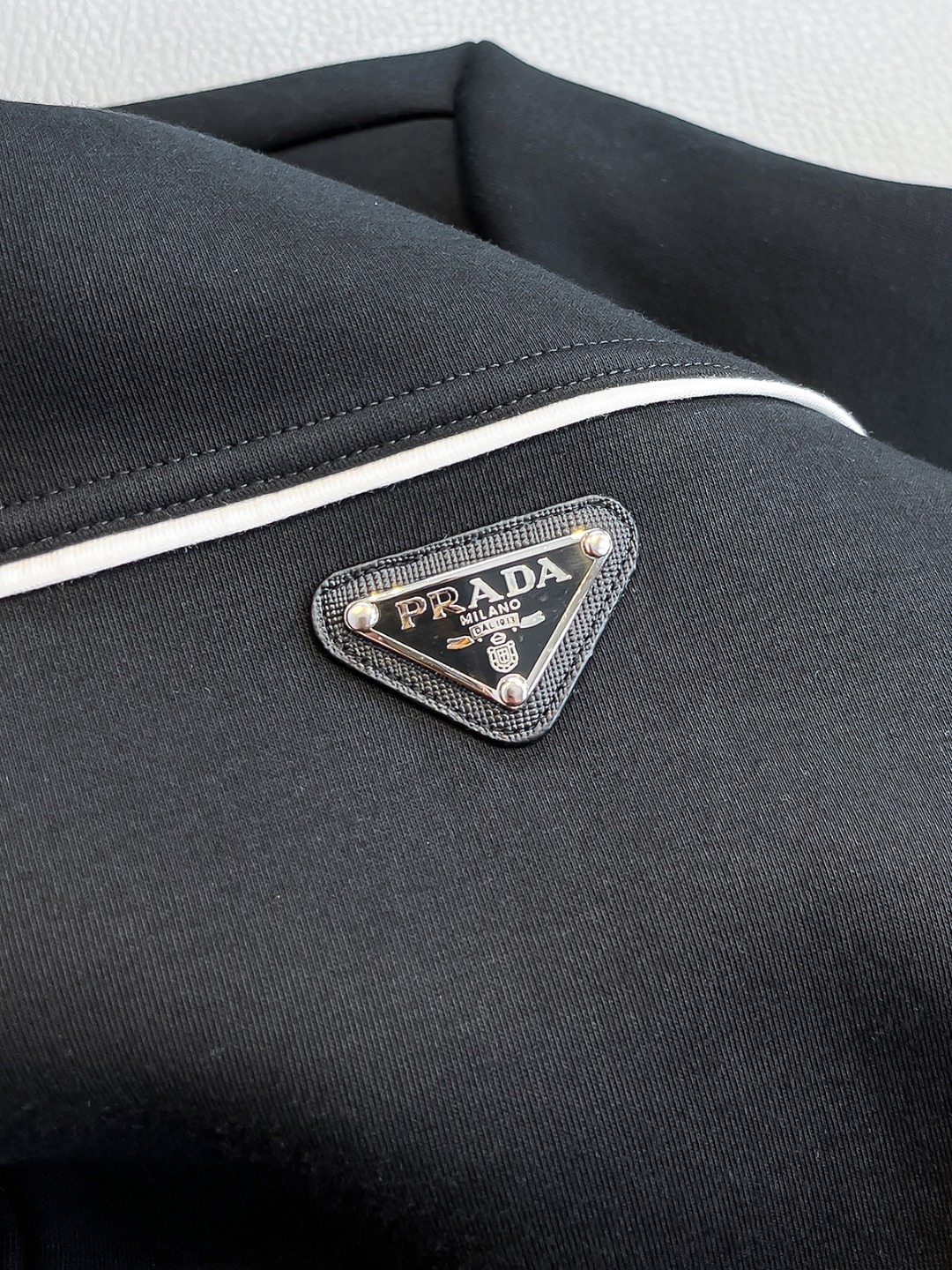 /套  PD 2025早秋男女同款拉链卫衣套装

舒适轻松运动休闲集一体！经典百搭，打破往年的枯燥乏味更