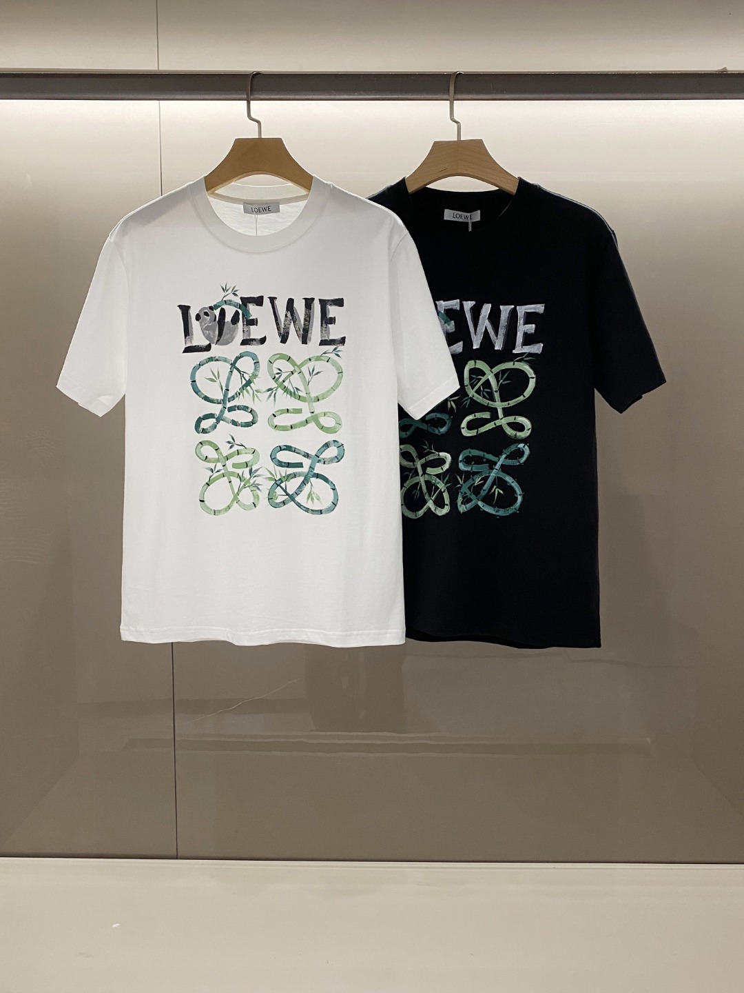 Loewe Kleidung T-Shirt Großhandel 2024 Replik
 Schwarz Weiß Drucken Baumwolle Frühling/Sommer Kollektion Fashion Kurzarm