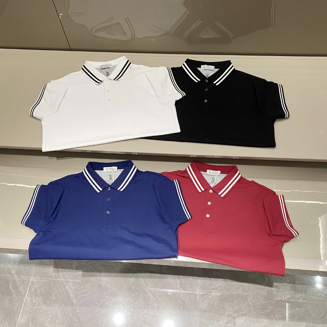 NO:454131,New Products] Shanghai Trading Company Product, Pure Blood Quality, New Summer Products, Official Simultaneous Sale, Public K+!  BC men's business casual lapel polo POLO shirt!  BC is the world's top luxury brand from Italy, known as the 'king of cashmere' and the 'real luxury in the clothing industry' of low-key luxury!  Fashion with typical Italian style is quite exquisite in fabric selection and craftsmanship, which is very consistent with the BC aesthetic tone, low-key and luxurious, elegant and noble, and it explains simplicity to the extreme. The collar and cuffs are contrasted in color. This detail enriches the visual and brings a sense of fashion!  Customers supply high-end materials imported from Egypt, selected high-quality long-length cotton raw materials in the Nile area, and were made by Italian century-old workshops. The fabric attributes are all excellent. The mesh structure is delicate and natural, and the comfort and breathability are perfect. The touch experience is self-evident, and the ultimate luxury enjoyment!  The details are exquisite and exquisite, and the high-quality sense is demonstrated everywhere. The selected top-quality fritillar buckle has its own natural texture structure. It is very ingenious, with light and exquisite color matching, versatile color system, extremely high-end and high-quality POLO shirt, both business and casual, is a very high-end and high-quality POLO shirt that is hard to come by!  Color black white blue wine red Size S M L XL XXL Size data S: bust 100cm-shoulder width 45cm-coat length 67cm-sleeve length 21cm M: bust 104cm-shoulder width 46cm-coat length 68cm-sleeve length 22cm L: bust 108cm-shoulder width 47cm-coat length 69cm-sleeve length 23cm XL: bust 112cm-shoulder width 48cm-coat length 70cm-sleeve length 24cm XXL: bust 116cm-shoulder width 49cm-coat length 71cm-sleeve length 25cm, alexander wang19860909新品】上海贸易公司货,纯正血统品质,夏季新品,官方同步售卖,公K+！BC男士商务休闲翻领马球POLO衫！BC来自意大利的世界顶级奢侈品牌,被誉为低调奢华的 “山羊绒之王” 和 “服装界真正的奢侈品”！颇具意大利典型风格的时装,在面料选取和工艺方面都相当考究,极符合 BC美学基调,低调且奢华,优雅且高贵,将简约阐释到极致,领部与袖口采用撞色处理,此细节即丰富了视觉亦让时髦感加持！客供埃及进口高级物料,甄选尼罗河区域光照极好的上等长绒棉花原料,经过意大利百年工坊定织定染而成,面料属性皆为上乘,网眼结构细腻自然,舒适性与透气性完美兼备,触感体验不言而喻,奢华极致享受！细节精湛考究,处处彰显了高级品质感,甄选的顶级贝母扣,自带天然纹理构造,非常匠心,配色轻熟有品,色系百搭,混搭空间极高,商务休闲兼具,非常高端优质的一款POLO衫,可遇而不可求！ 颜色黑色 白色 蓝色 酒红色 尺码S M L XL XXL 尺码数据 S码:胸围100cm-肩宽45cm-衣长67cm-袖长21cm M码:胸围104cm-肩宽46cm-衣长68cm-袖长22cm L码:胸围108cm-肩宽47cm-衣长69cm-袖长23cm XL码:胸围112cm-肩宽48cm-衣长70cm-袖长24cm XXL码:胸围116cm-肩宽49cm-衣长71cm-袖长25cm,,alexander wang,Men's clothing