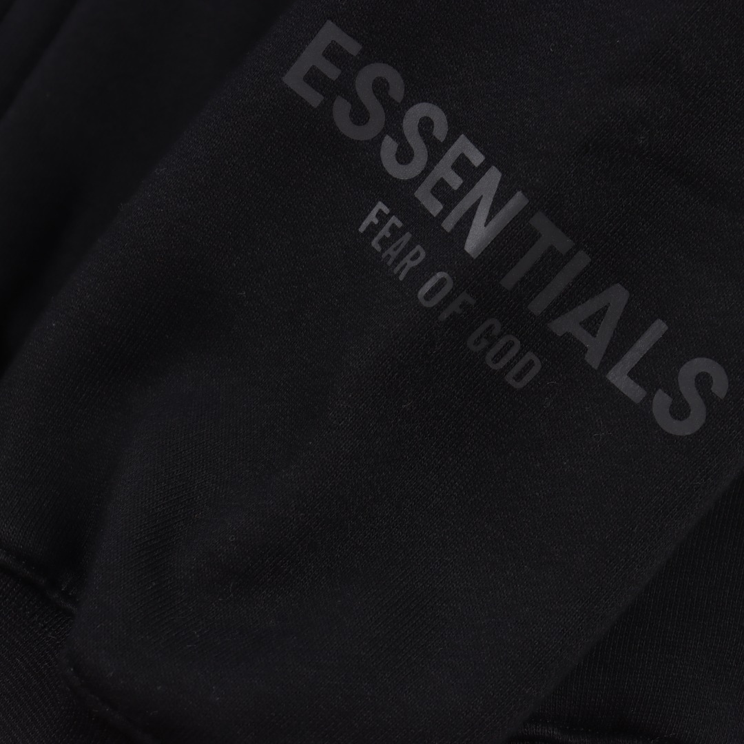 Fear of god 复线Essentials 后背硅胶字母拉链连帽卫衣