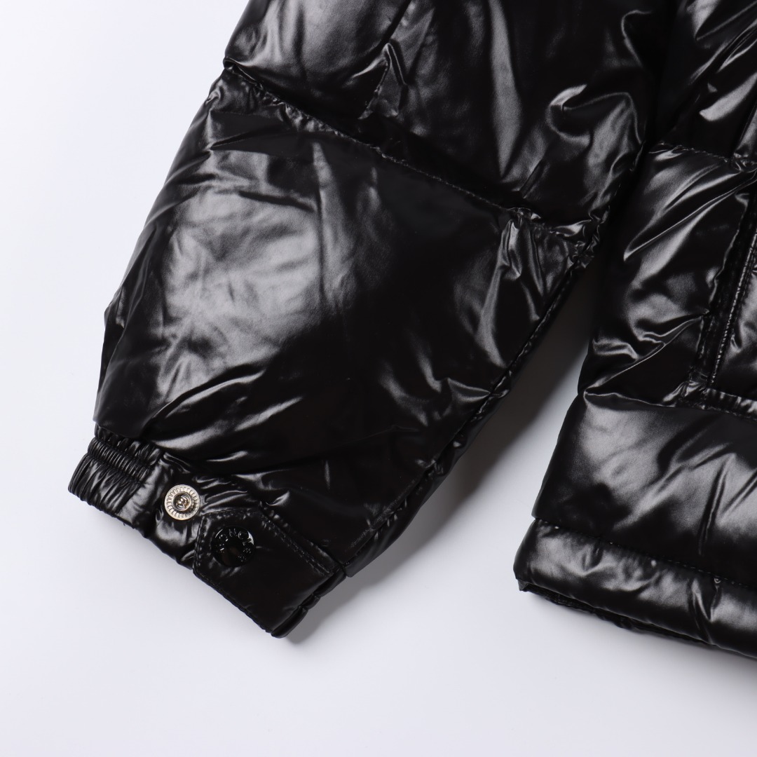 ONCLER/蒙口MC 彩条夹克羽绒服-Chinese UA Cheap High Quatity Brand Clothes Bags handbags Sneakers wholesale wholesaler seller from China Factory suppliers Fashion Clothing Shoes best Quality Beautiful Price ONCLER/蒙口MC 彩条夹克羽绒服