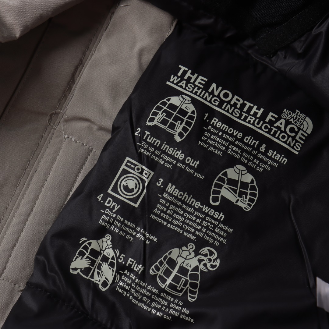 THE NORTH FACE/北面TNF 多口袋工装连帽羽绒服