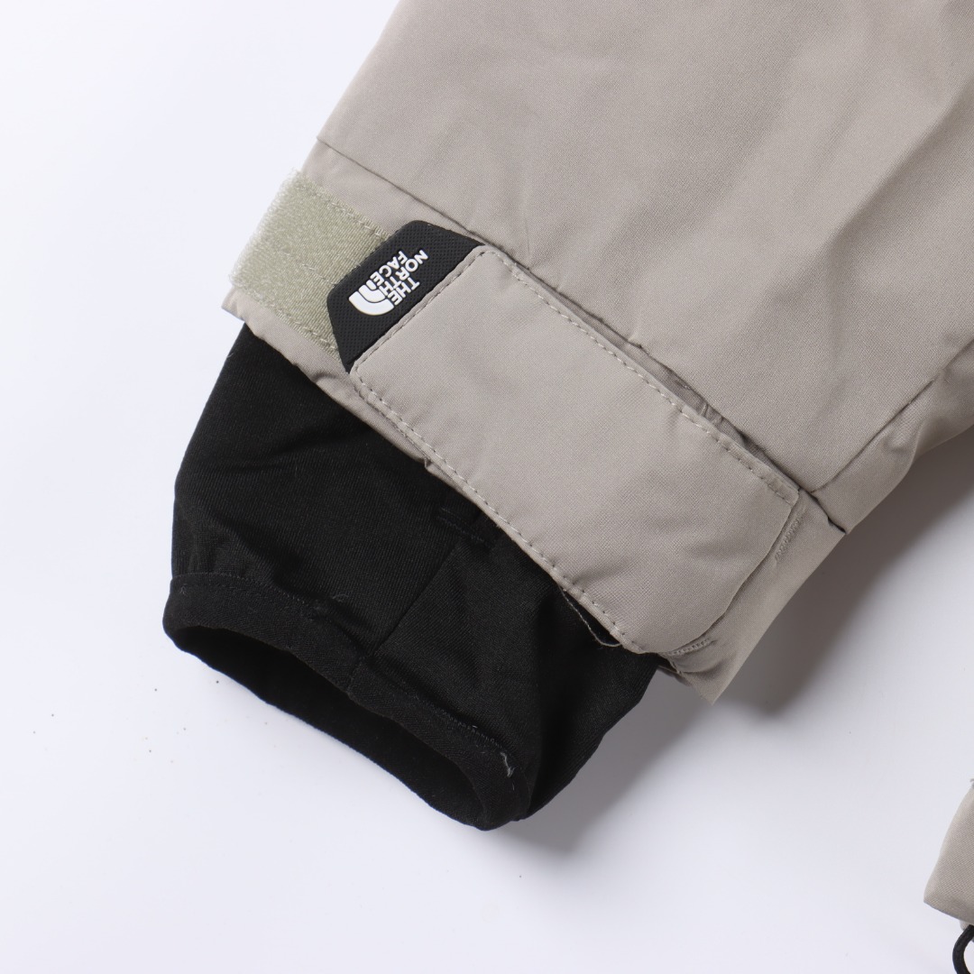 THE NORTH FACE/北面TNF 多口袋工装连帽羽绒服