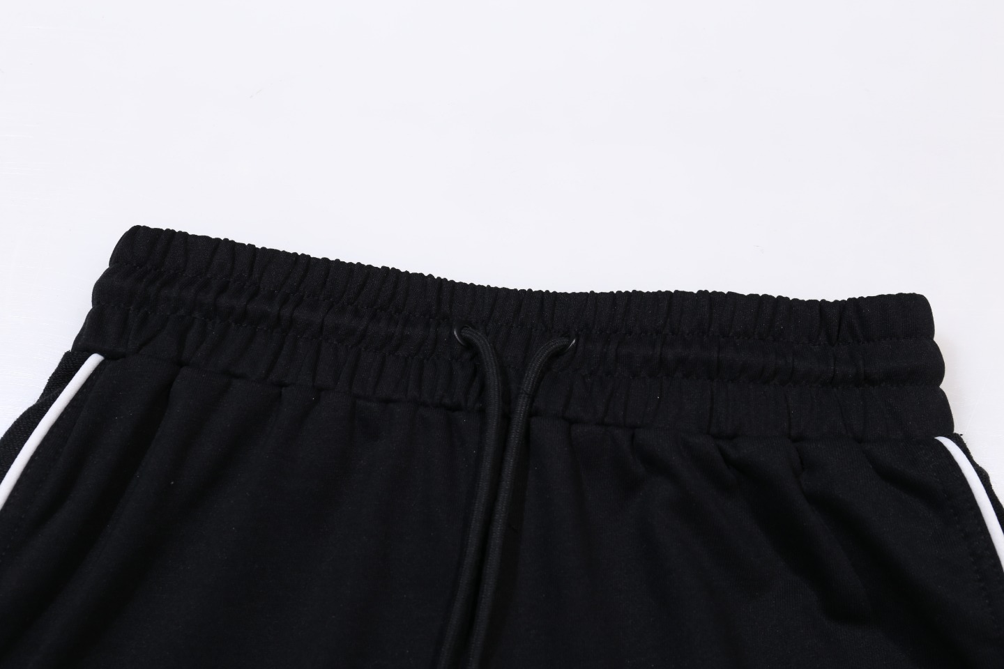 BA 821 C.K. SNEAKING SHORTS FOR THE SUMMER. COLOUR: BLACK NUMBER: S M L SECTION NO. 821 - 图片 3