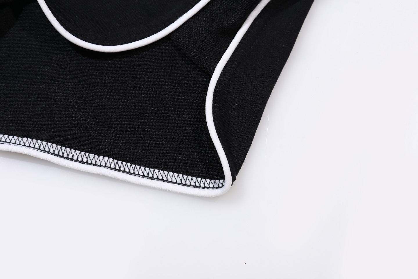 BA 821 C.K. SNEAKING SHORTS FOR THE SUMMER. COLOUR: BLACK NUMBER: S M L SECTION NO. 821 - 图片 6