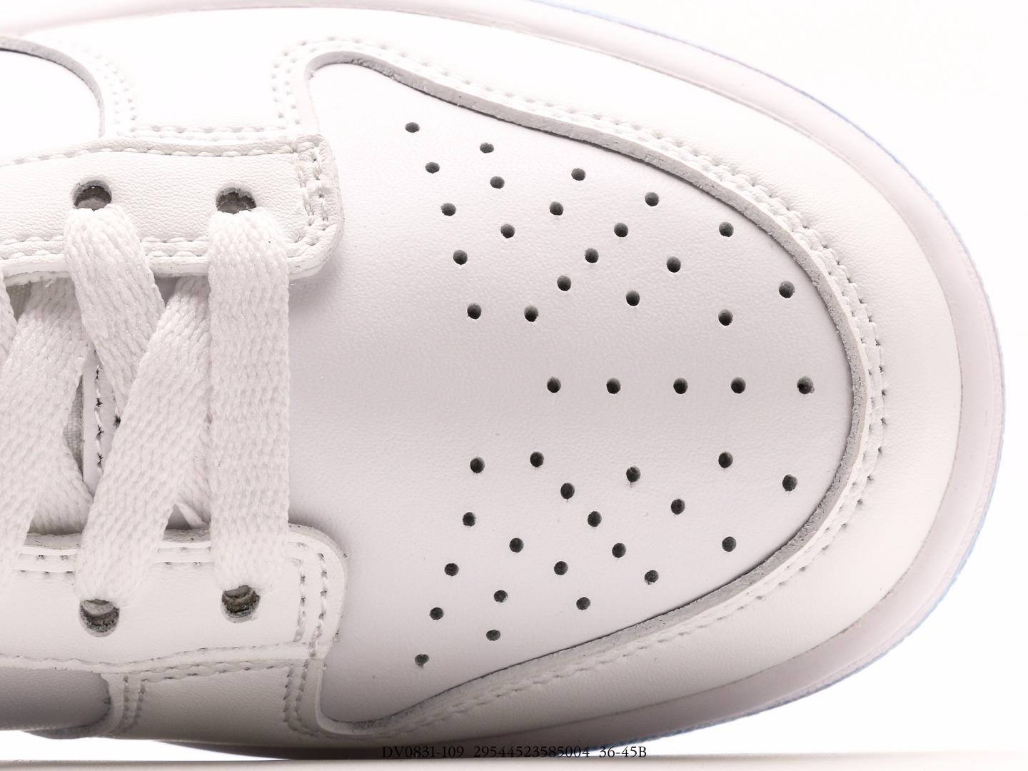Dunk Low 板鞋 SB系列经典百搭休闲运动板鞋加厚鞋舌的填充 9