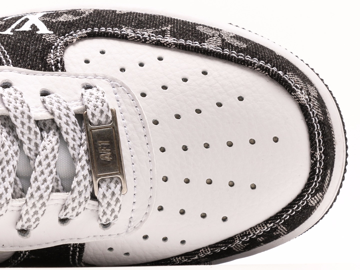 Air Force 1 '07 "40th Anniversary" Low-Top Sneakers – White/Royal Blue - Comprehensive 9