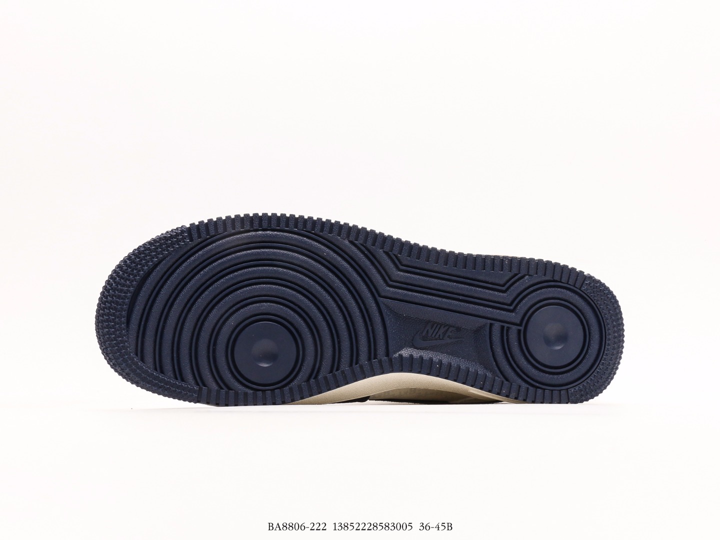Air Force 1 '07 Low x BAPE Collaboration Low-Top Sneakers - Comprehensive 5