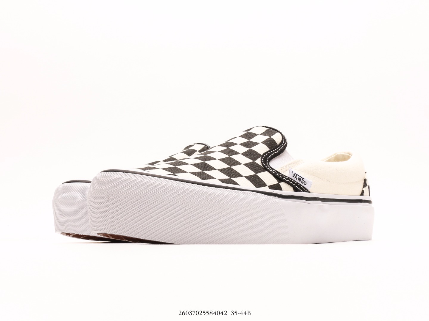 Classic Slip-On 帆布一脚蹬板鞋 6