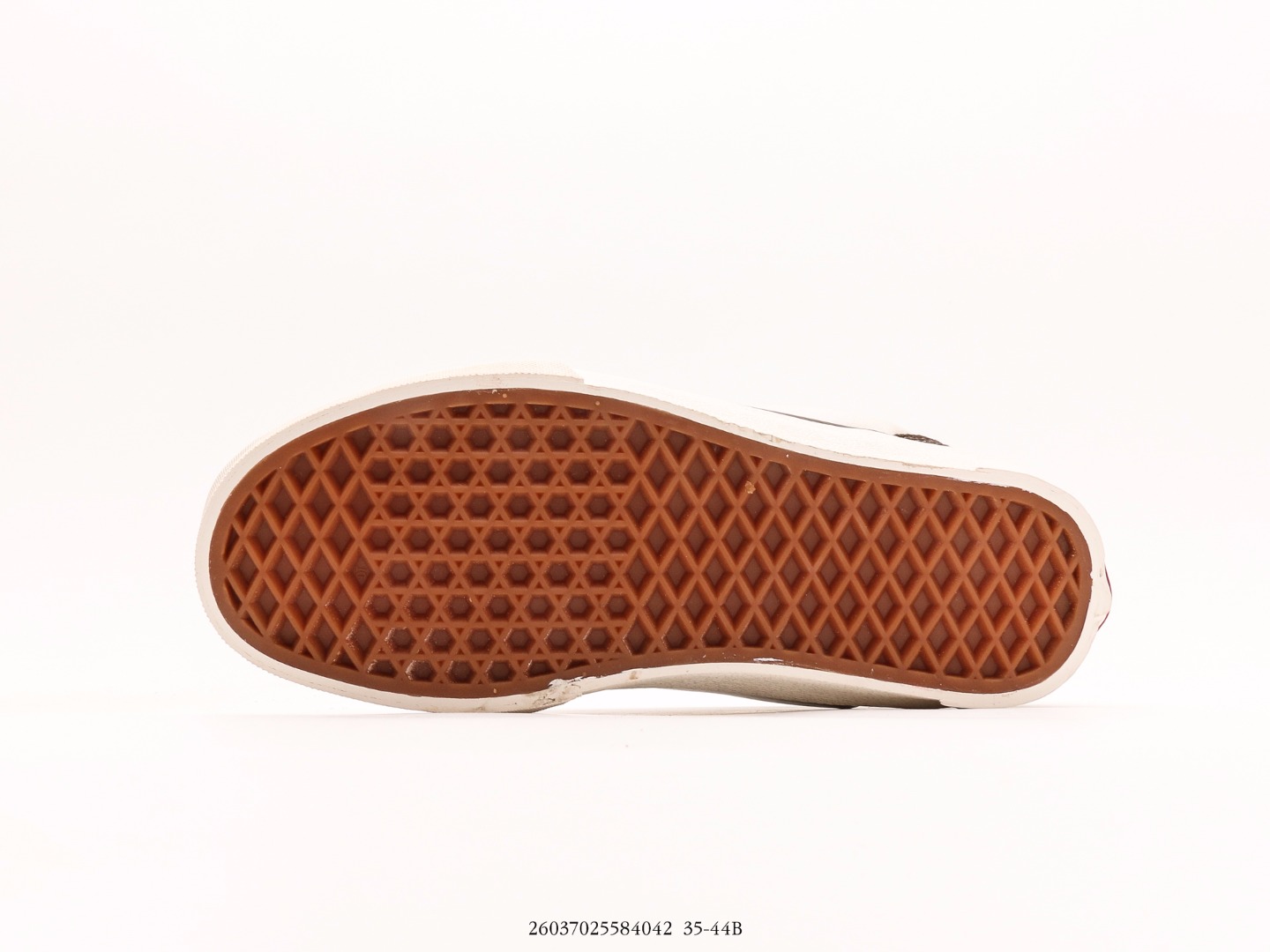 Knu-Skool VR3 LX Chunky Low-Top Sneakers - Comprehensive 5