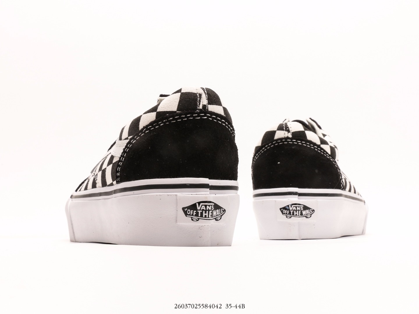 Old Skool Platform Low-Top Skate Sneakers - Comprehensive 7