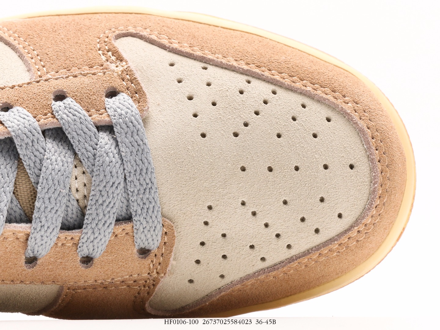 Dunk Low SB Sneakers - Comprehensive 9