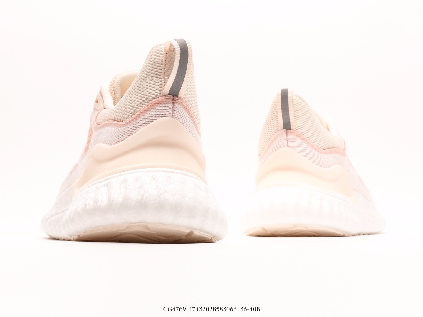 AlphaBounce Beyond m 休闲跑步鞋 热‮合融‬多层绒布的结合 外‮马加‬牌大底 原‮原盒‬装 正确高弹轻量MD 7