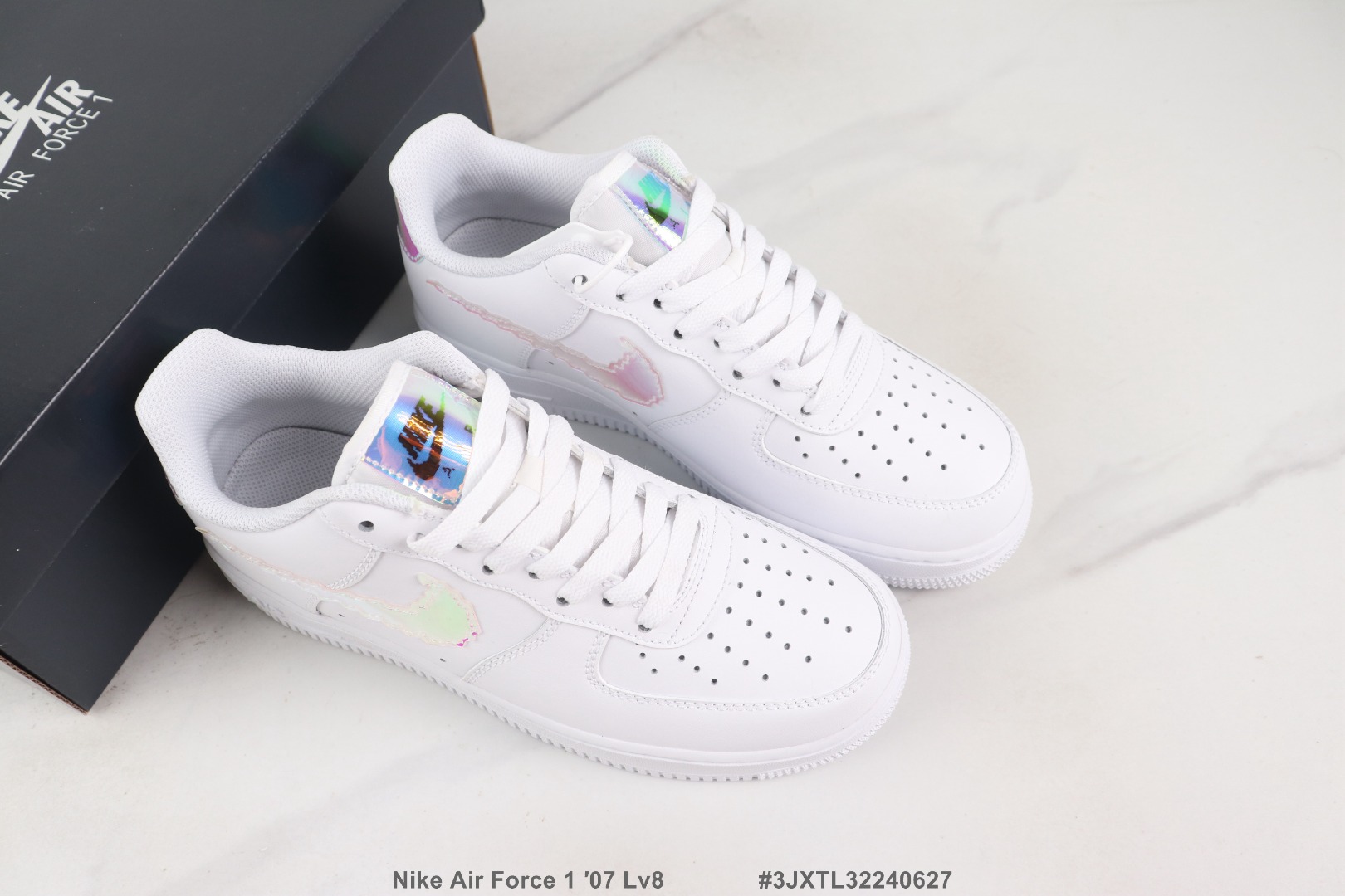 新品速递Nike Air Force 1 ′07 LV8 Nike空军一号低帮板鞋 镭射限定 牛皮材质 内置气垫 公司级 真标带半码 Size:36-45码              #3JX1