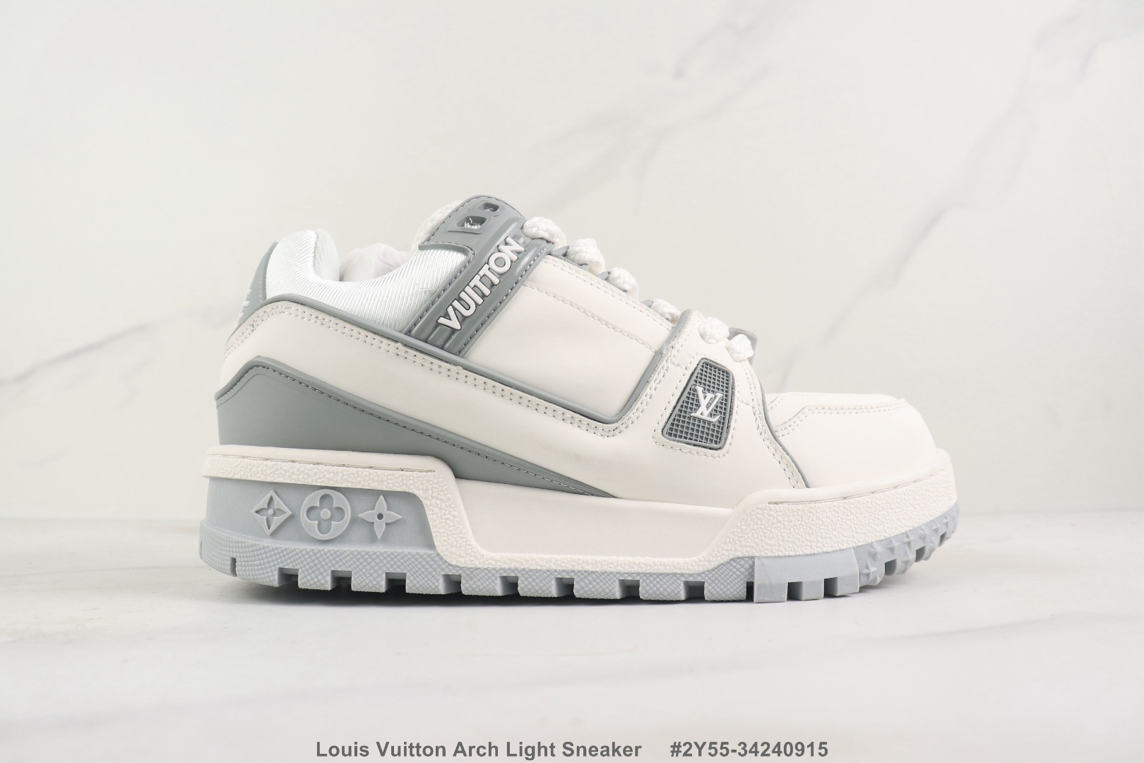 LV Arch Light Sneaker LV低帮休闲鞋 艺术总监 Virgil Abloh 设计的LV手写标识则于侧面彰显品牌格调无胶鞋 牛皮材质馒头鞋 Size:36-46码6