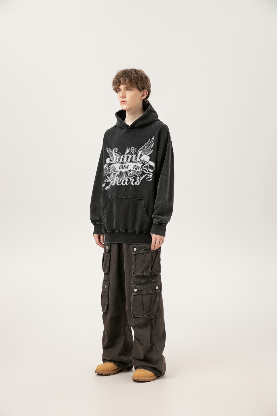 “Saint Michael Vintage Hoodie, Water Washing Black, Sizes M, L, XL” - 图片 3