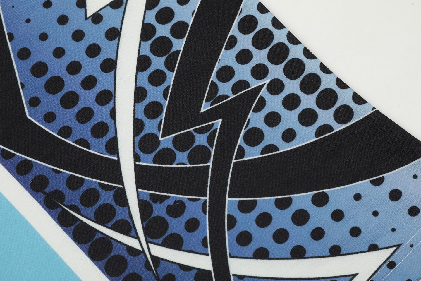 Vintage Winter T-Shirts in Blue and Pink, Saint Michael Collection, Sizes M to XL - 图片 8