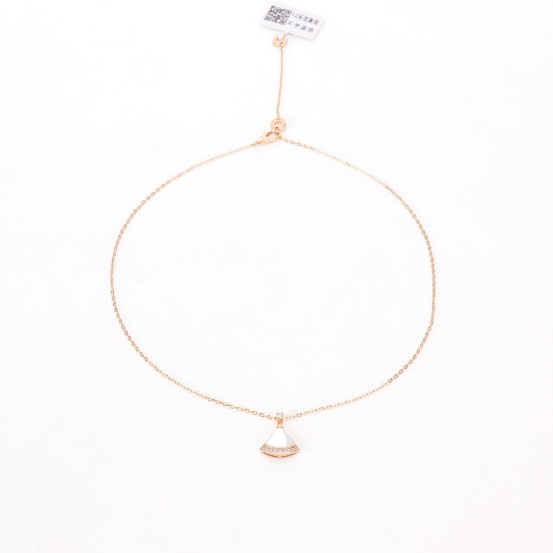 BVLGARI宝格丽 Diva 扇形红玛瑙白贝母小号带钻项链 高端定制,进口s925纯银精镶工艺,宝格丽原版打造,原版龙虾扣