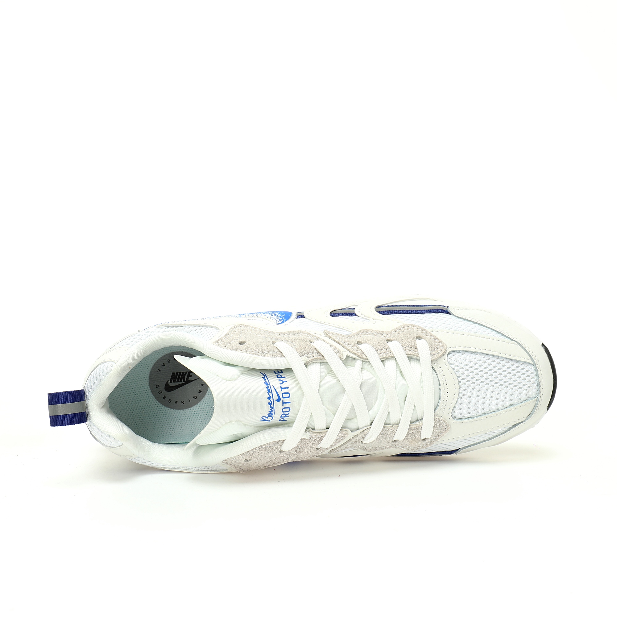 CX专供 独家纯原 【NK】 【新品实拍篇】优选X版#男女鞋半码制#采用硬质牛剖革组合网织布鞋面材质#内嵌环形EVA缓震鞋垫#外置防滑隔色耐磨橡胶大底❗ 致敬霹雳舞起源的鞋款,耐克Nike Jam Breaking"2024 Olympics"街舞系列低帮霹雳舞复古休闲运动慢跑鞋“巴黎奥运版白蓝橙小倒钩”FN0314-006 尺码:36 36.5 37.5 38 38.5 39 40 40.5 41 42 42.5 43 44 45 Breaking 为 2024 巴黎奥运的新兴项目之一,这次带来「Black」、「Brown」2 种配色。鞋身选用网布、皮革和麂皮制成,前者采用黑色做主轴,两侧饰有银色反光细节,银色 Swoosh Logo 外沿处由黑色线条点缀,橡胶中底印有翻转的黑色 Swoosh Logo,配上黑色大底,提供充足的反馈能力;「Brown」则以棕色为基底,黑色 Swoosh Logo 辅以银色外沿线条。米白色的橡胶中底印有翻转的白色 Swoosh Logo,配上黑色大底。