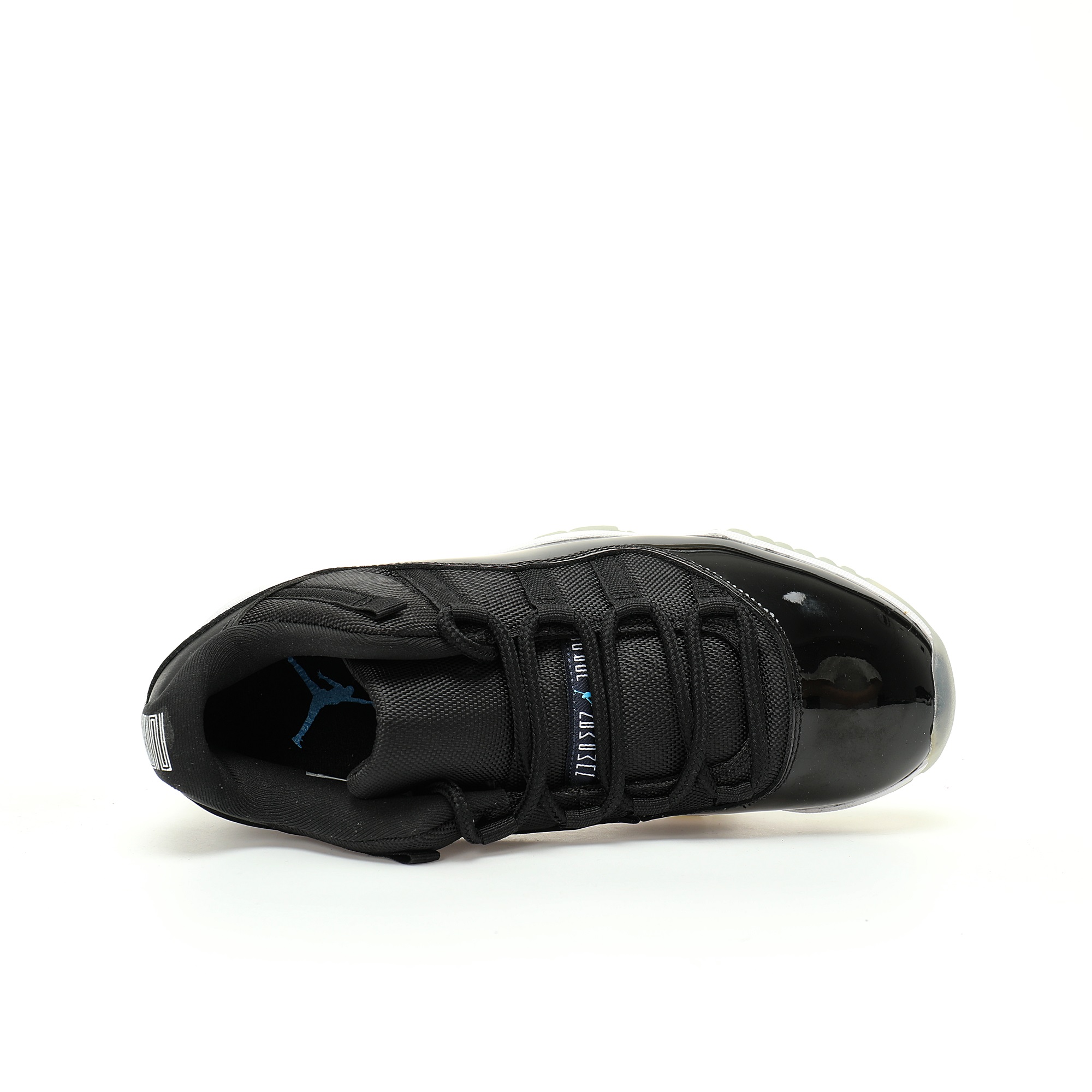 Air Jordan 11 shoes available on the market 4