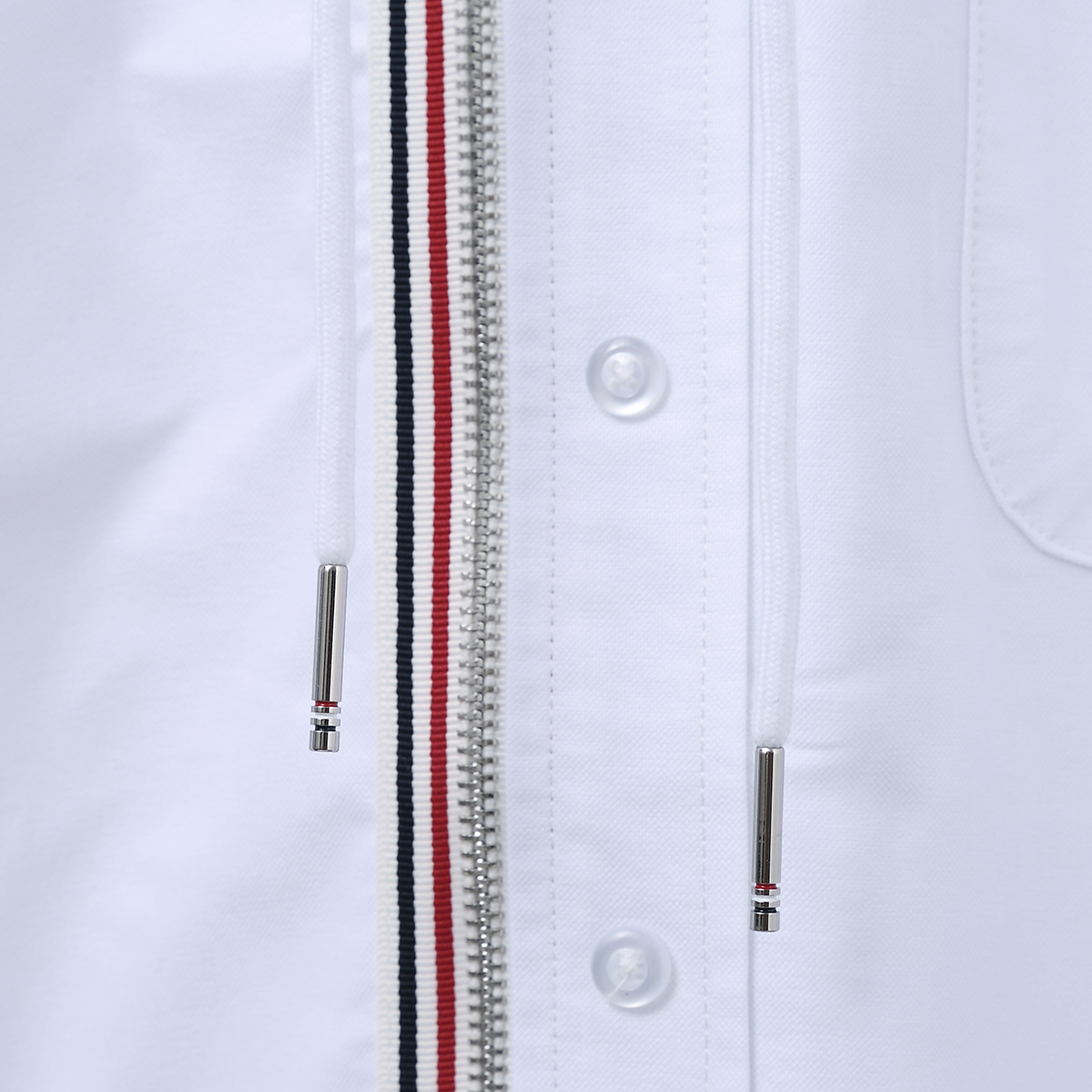 Tom Browne: Luxe New Collection Featuring Tiara-Chained Shirts and Oxford Swipe Coats - 图片 8