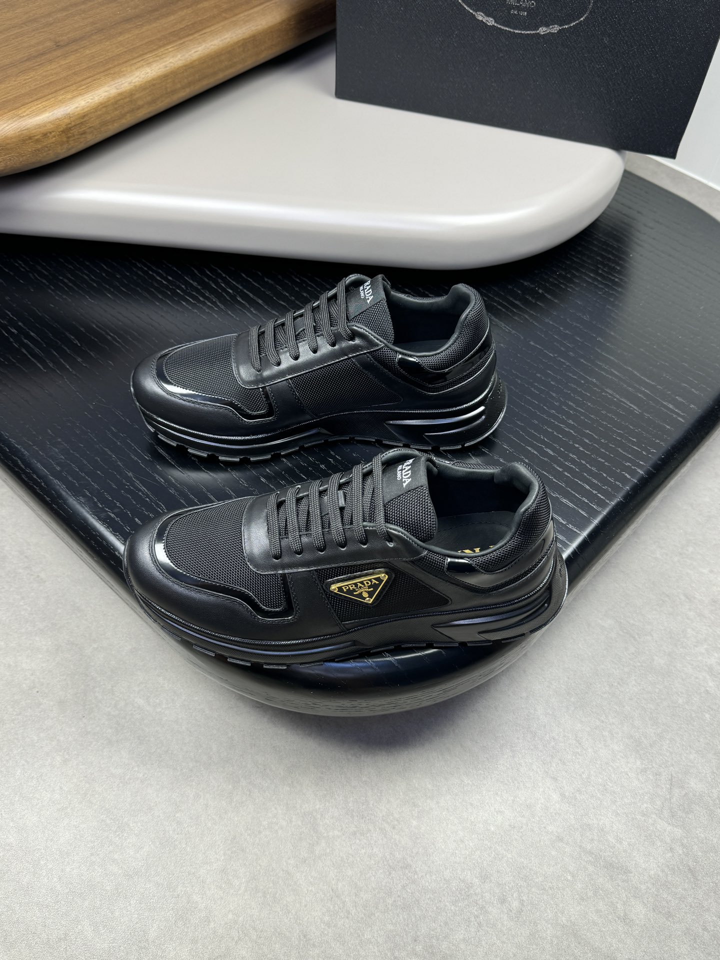 Prada shoe Please contact the homepage for this multi-color detailed picture and real-life video — photo 8