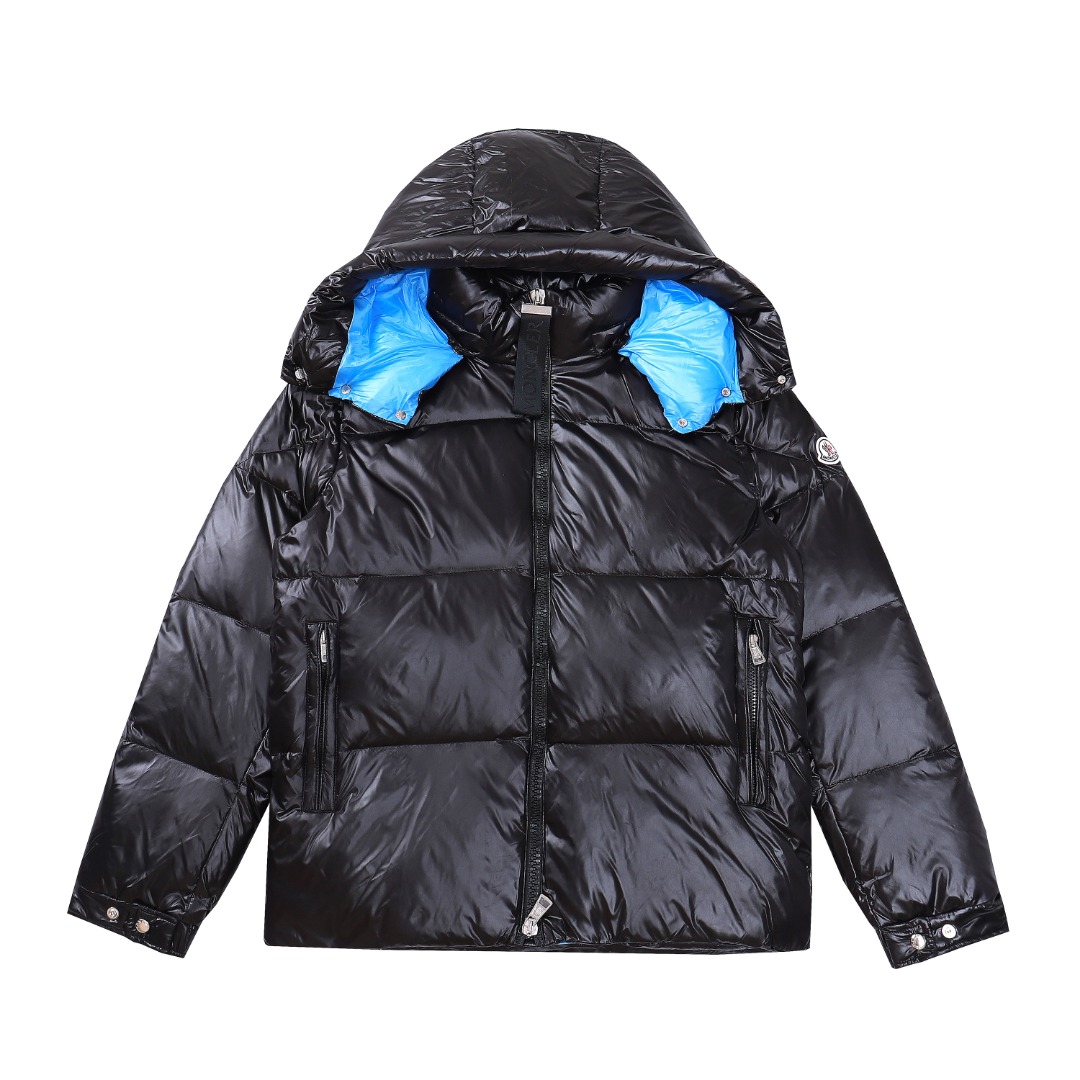 款号~~F314代购版本 2024蒙口moncler Y-2310 刘昊然明星同款面包服情侣装 面料采用韩国🇰🇷 进口，防水防风耐磨🐮‼️， 所以面料一定是想象中的很柔软有一定的厚度。 🤓🤓袖子上配有标识性Moncler标识👏…