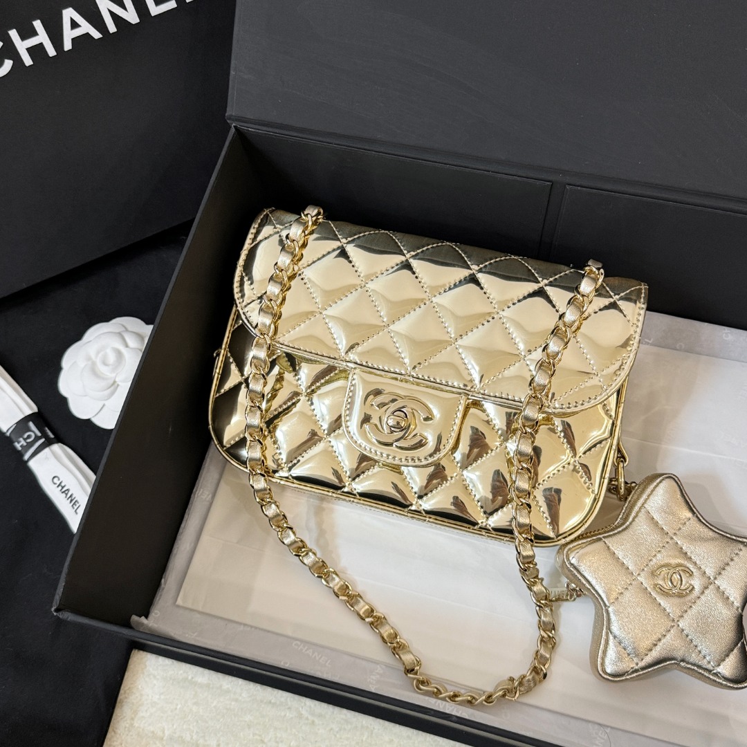 Chanel Classic Flap Bag Crossbody & Shoulder Bags Gold Calfskin Cowhide Patent Leather Fashion Chains