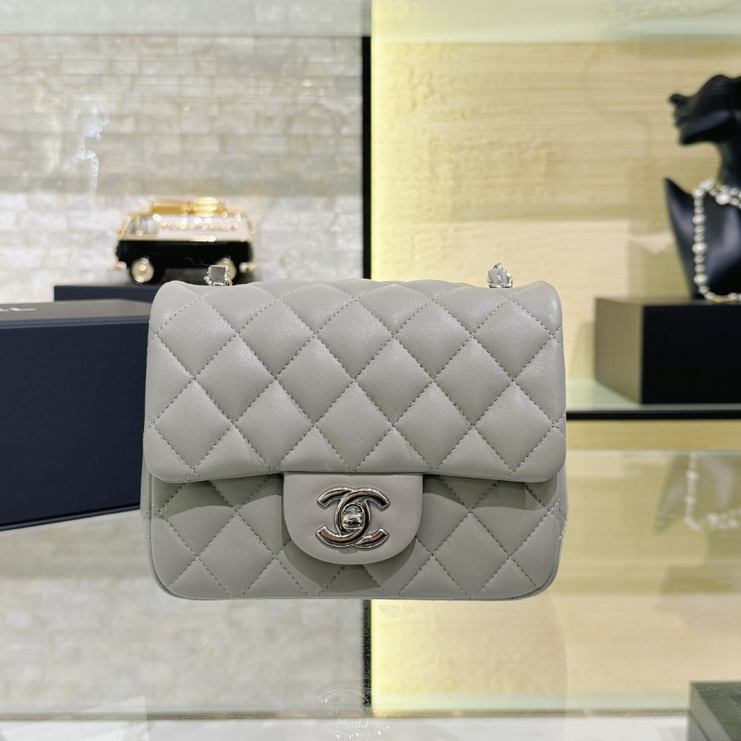 Chanel Classic Flap Bag Crossbody & Shoulder Bags Grey Silver Hardware Sheepskin
