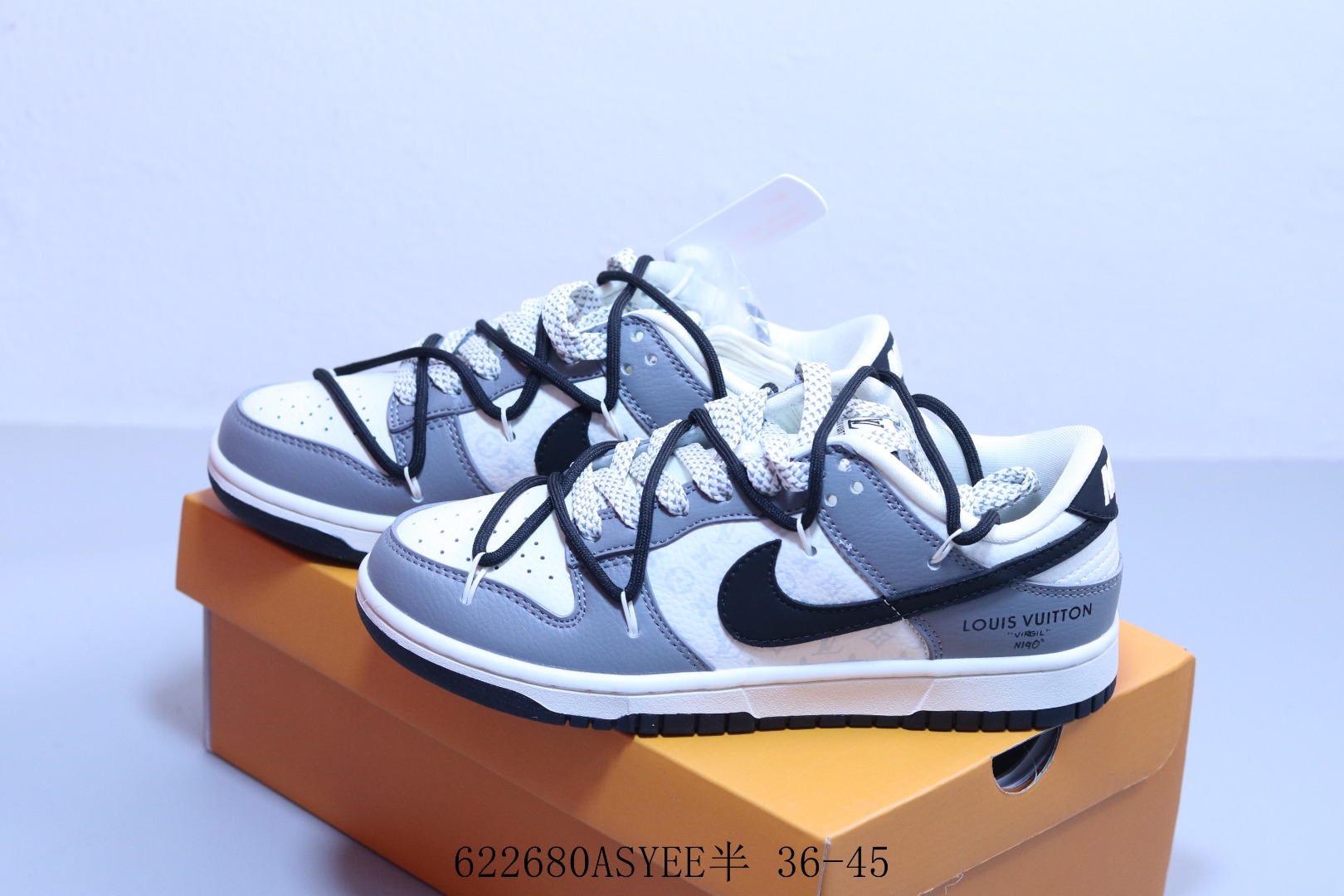 集合图Nike Nike SB Dunk Low Pro 复古低帮 休闲运动滑板板鞋白蓝LV 帆布   622680ASYEE半 36-454