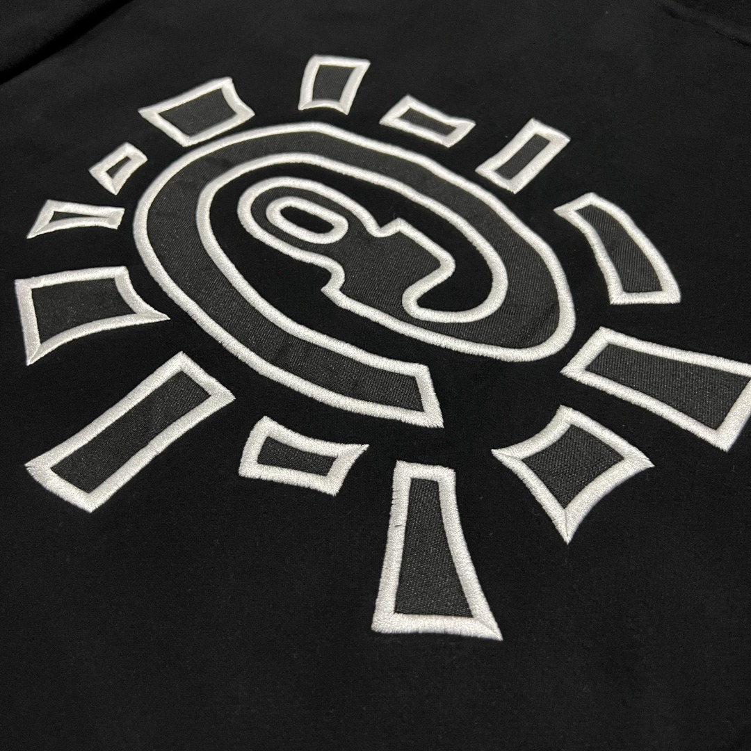 Product Overview: Black Velvet Hooded Carner Jacket in 360g Wool, Sizes S to XL - 图片 3