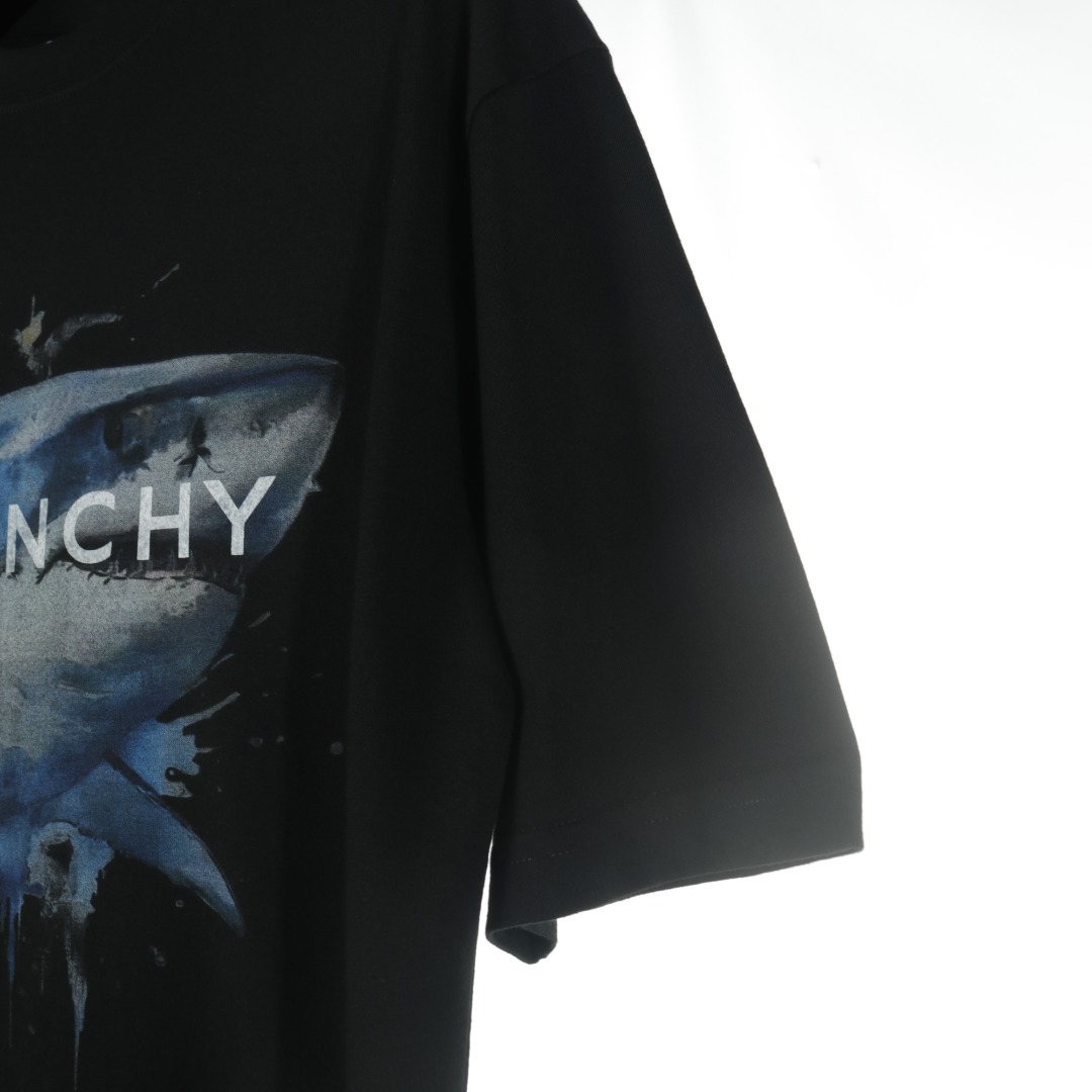 GIVENCHY/纪梵希GVC 鲨鱼字母印花短袖T恤