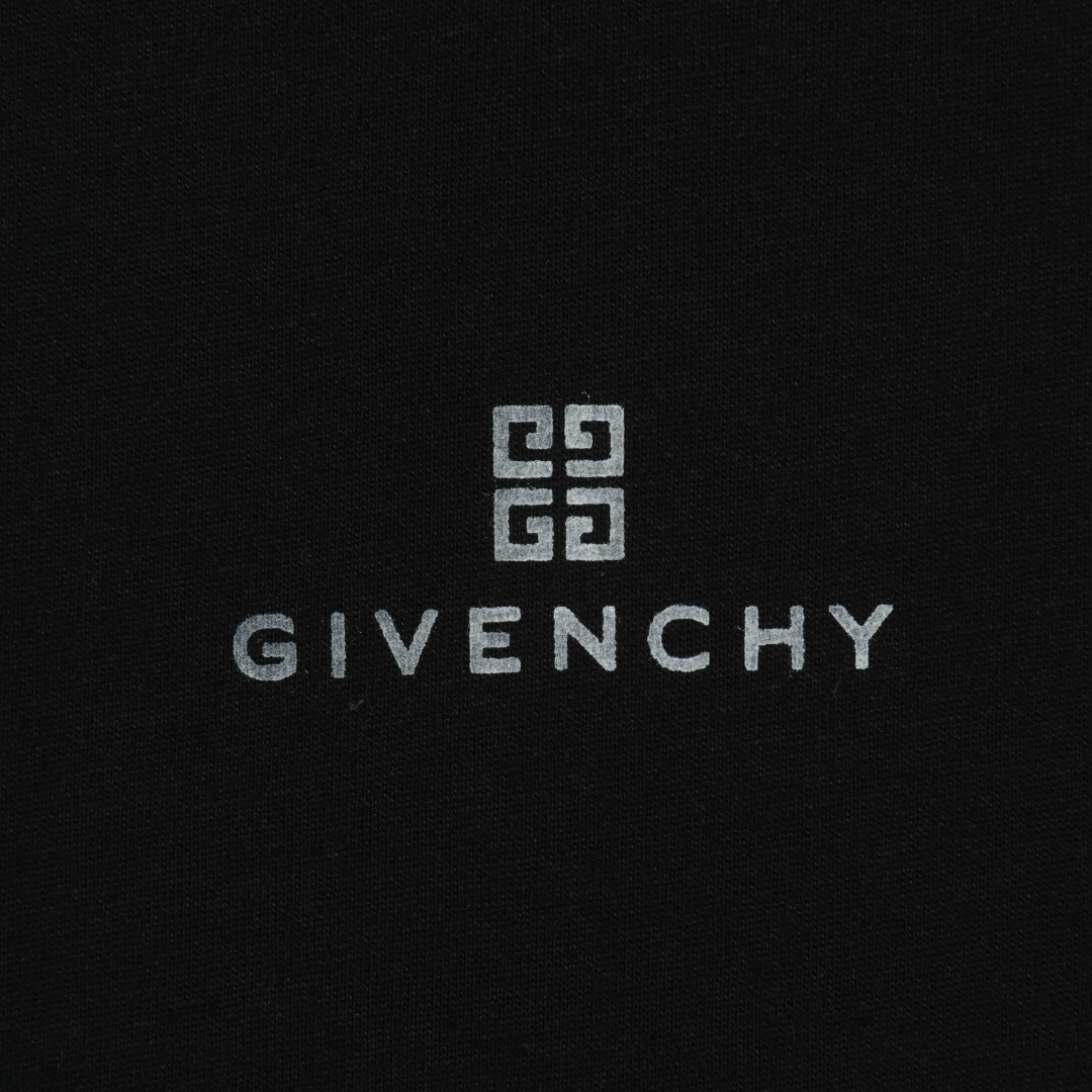 GIVENCHY/纪梵希GVC 鲨鱼字母印花短袖T恤