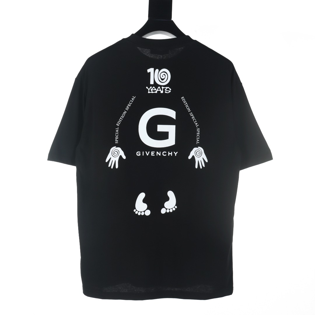 GIVENCHY/纪梵希GVC 胸前反光字母手掌脚丫印花短袖T恤