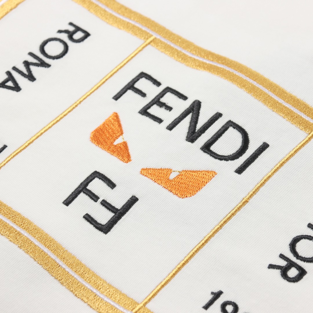 FENDI/芬迪FD 1925眼睛刺绣短袖T恤 32支纱线270克全棉洗水面料