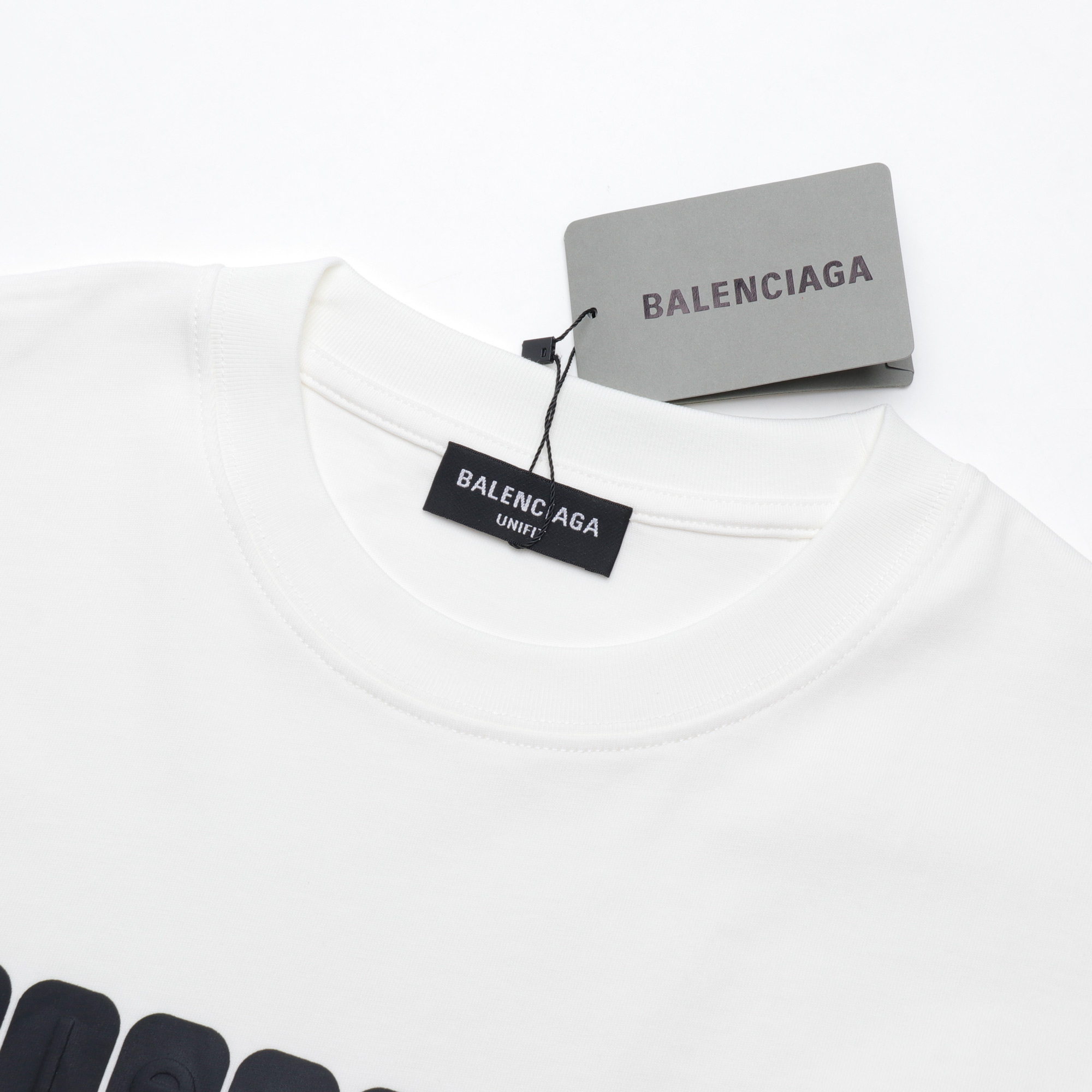 BALENCIAGA巴黎世家BLCG 胸前黑胶带字母印花短袖T恤