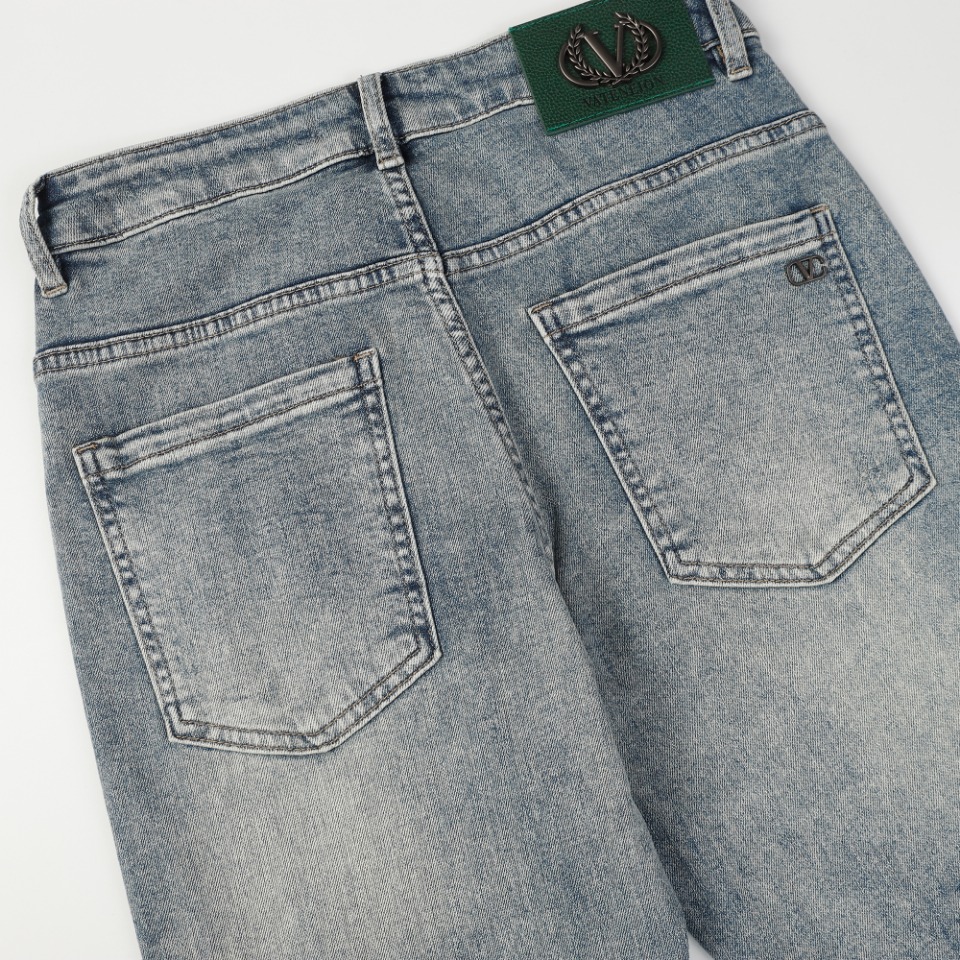 New Arrival: VL Valentino 2024 Network High-End Jeans with Imported Turkish Cotton - 图片 4
