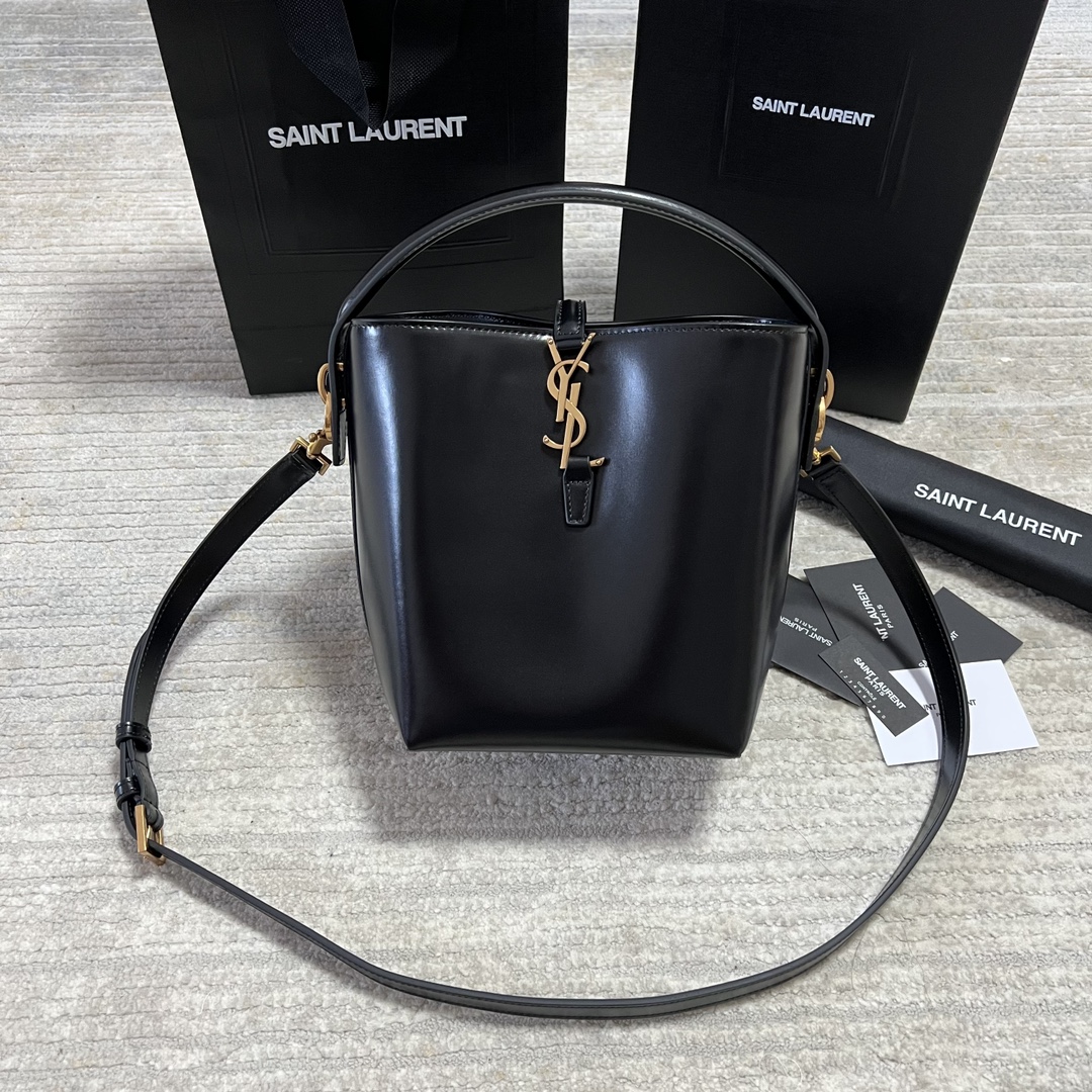 Yves Saint Laurent Borse a Secchiello Nero Pelle bovina Collezione estiva Fashion Mini