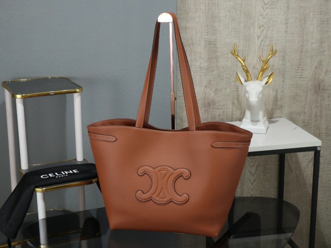 Cabas Anais Grain Leather Tote Bag, 21 x 12 x 6 Inches - Perfect for Shoulder Carry 1 Cabas Anais Grain Leather Tote Bag, 21 x 12 x 6 Inches - Perfect for Shoulder Carry